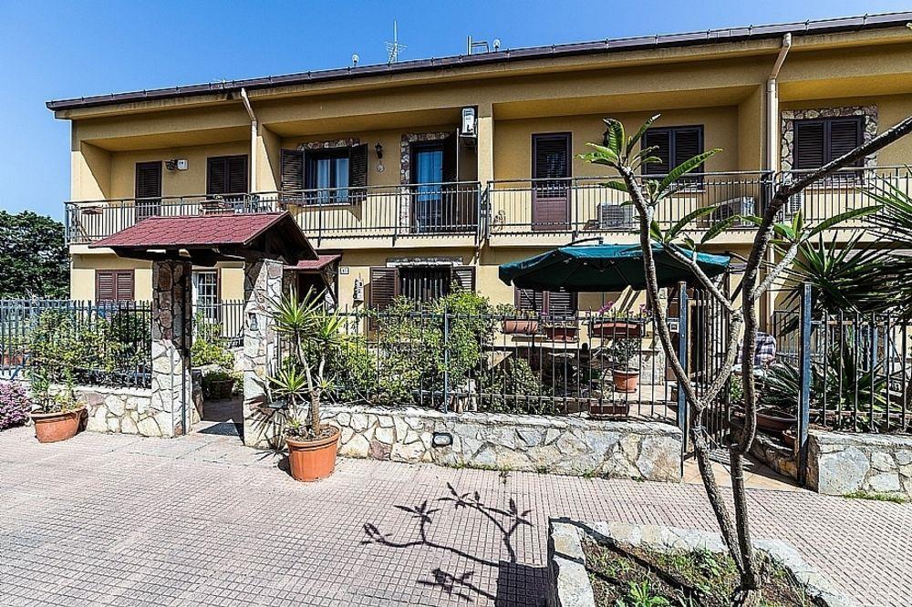 Bed And Breakfast Marina D'Aspra Bagheria Dış mekan fotoğraf